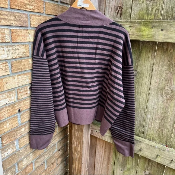 NATURAL LIFE Brown and Black Striped Turtleneck Sweater - Picture 4 of 4